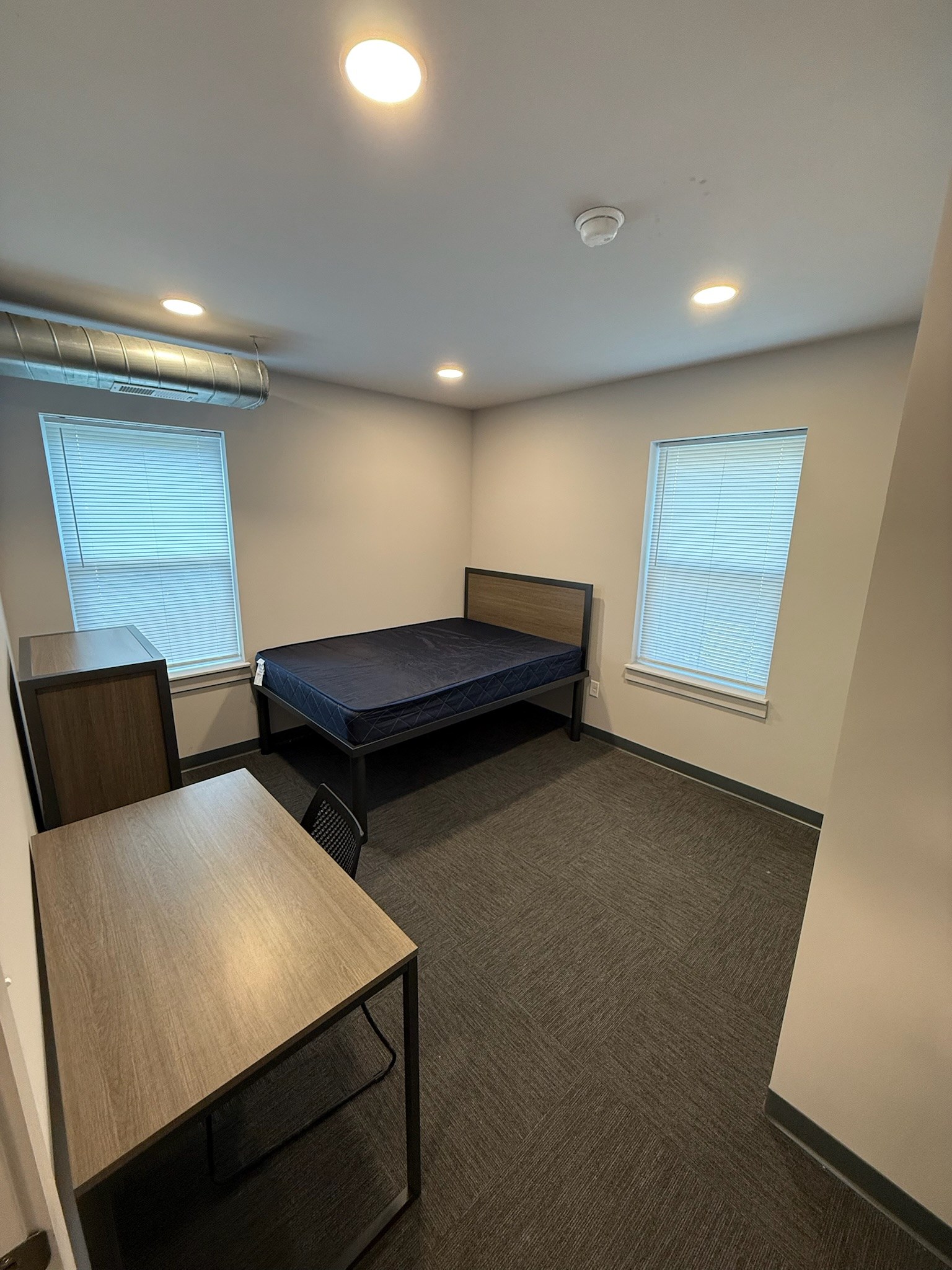 2 bedrooms · 2 bathrooms