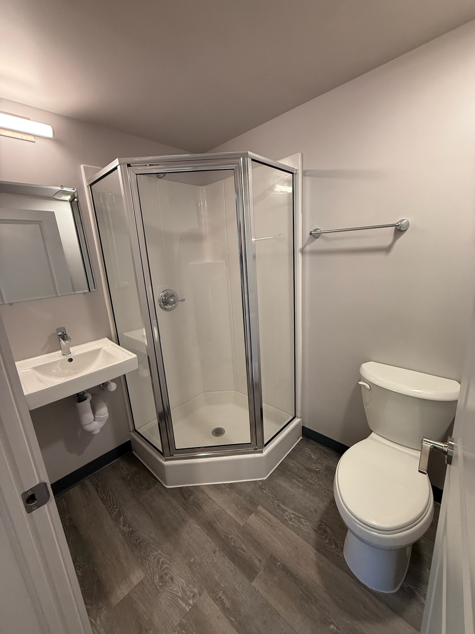 2 bedrooms · 2 bathrooms
