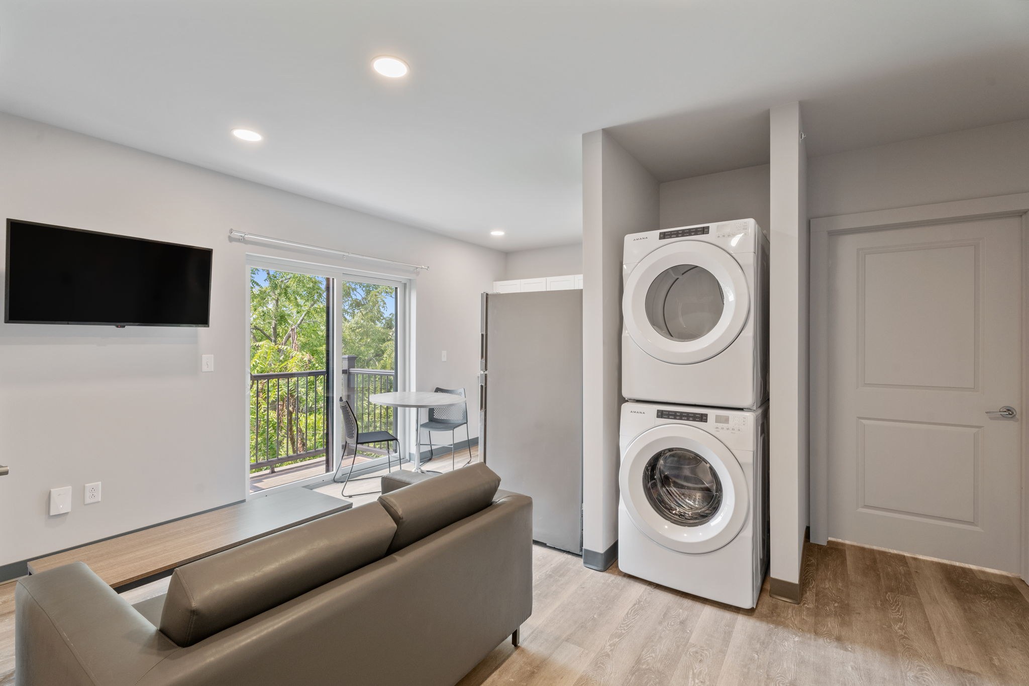 1 bedroom · Floors 1–4