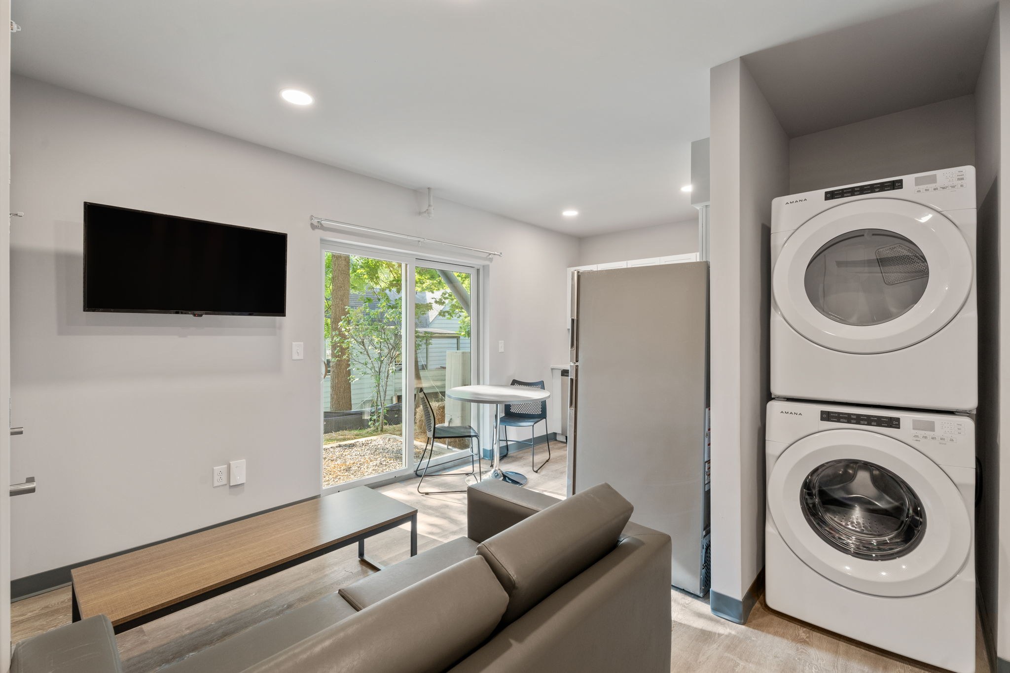 1 bedroom · Floors 1–4