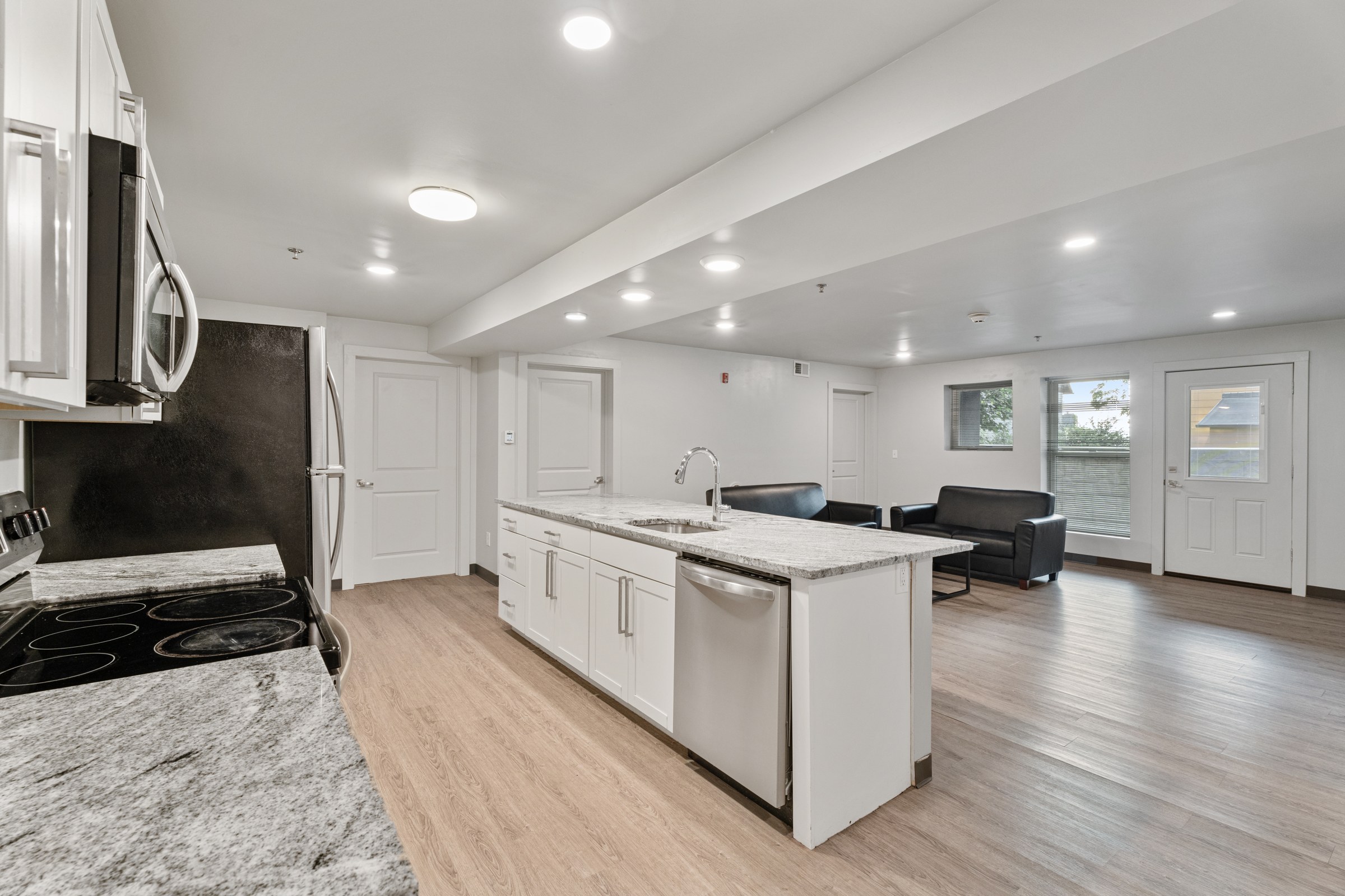 Floors 1–3 · 4 bedrooms
