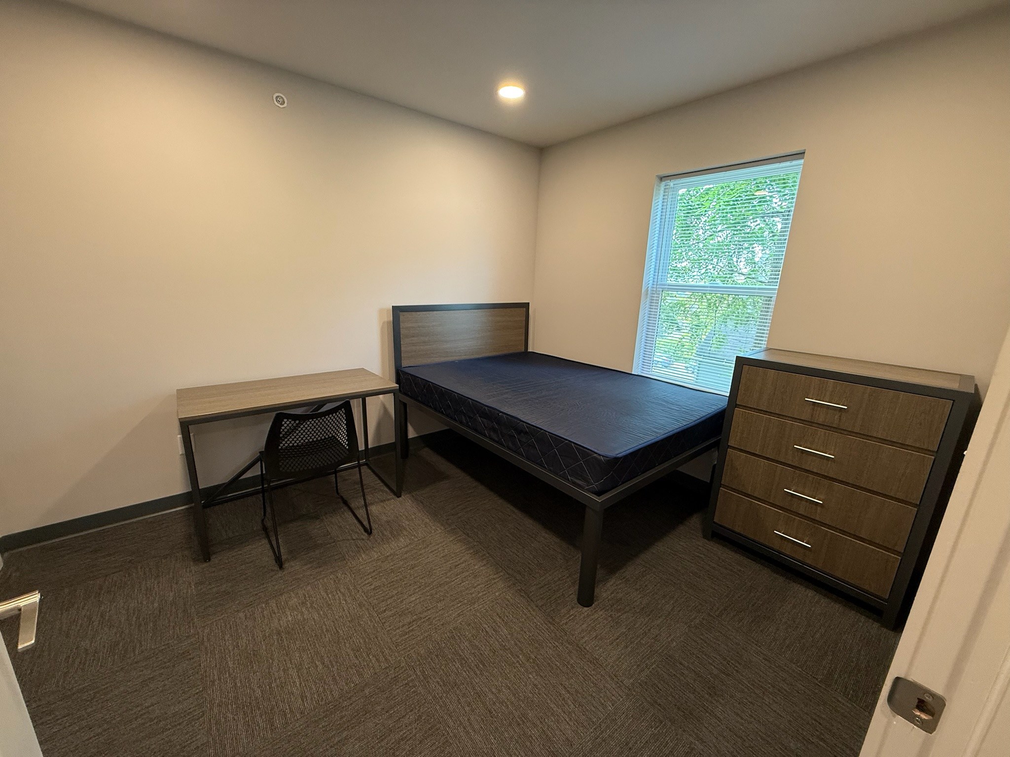 2 bedrooms · 2 bathrooms