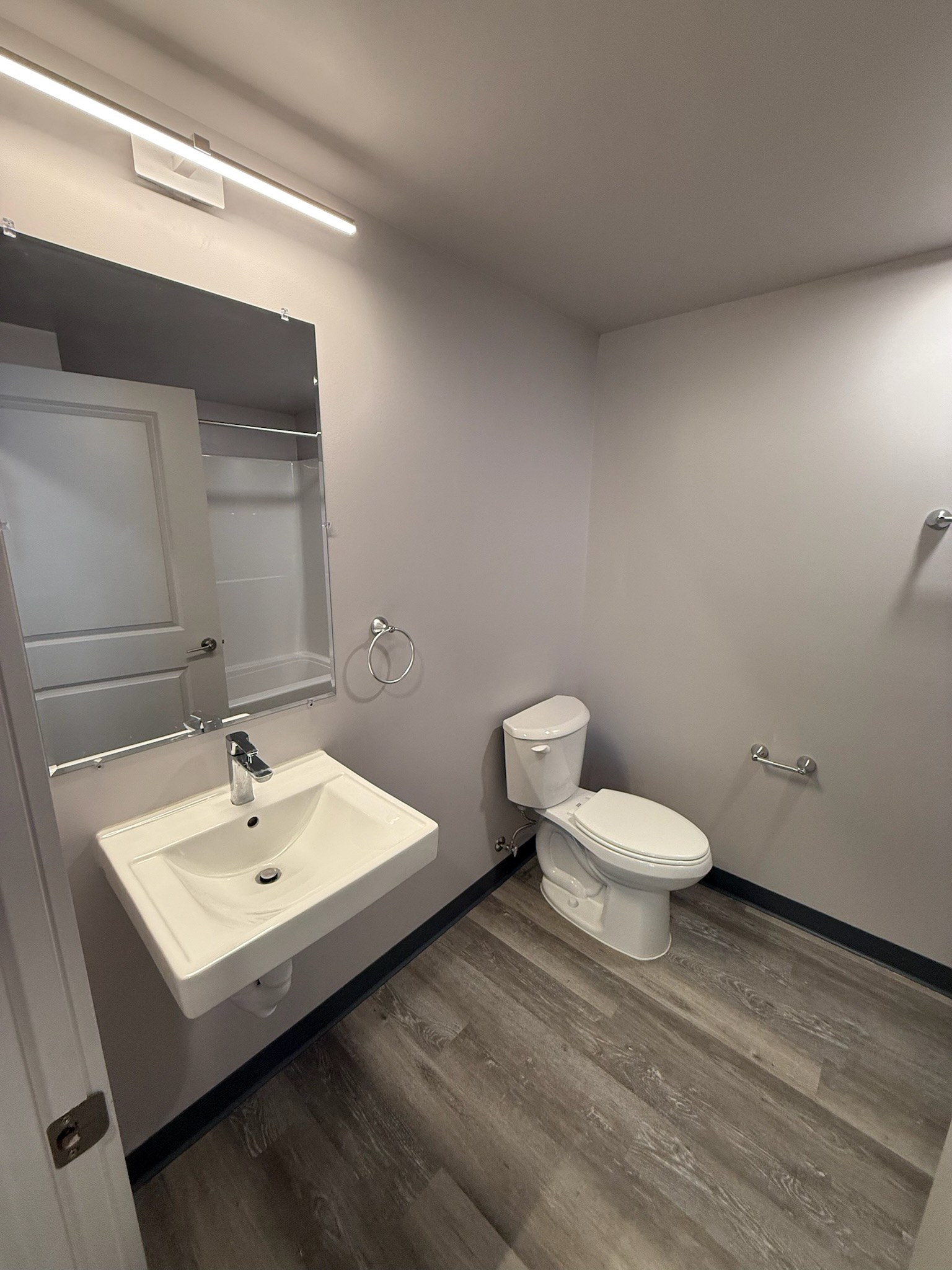 2 bedrooms · 2 bathrooms