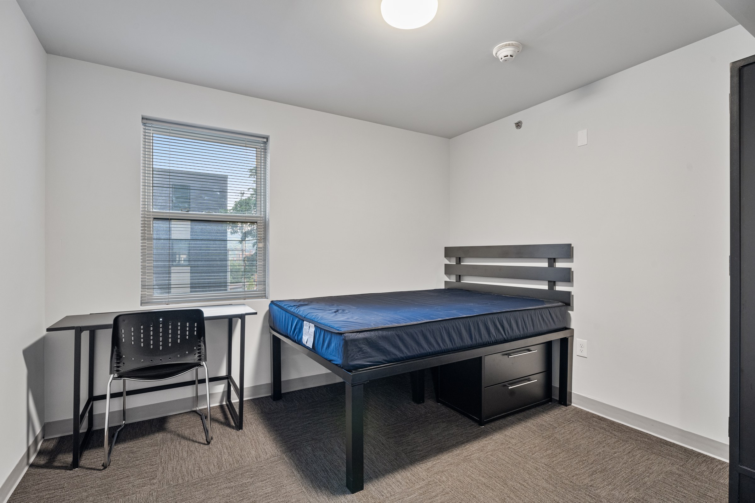 Floors 1–3 · 4 bedrooms