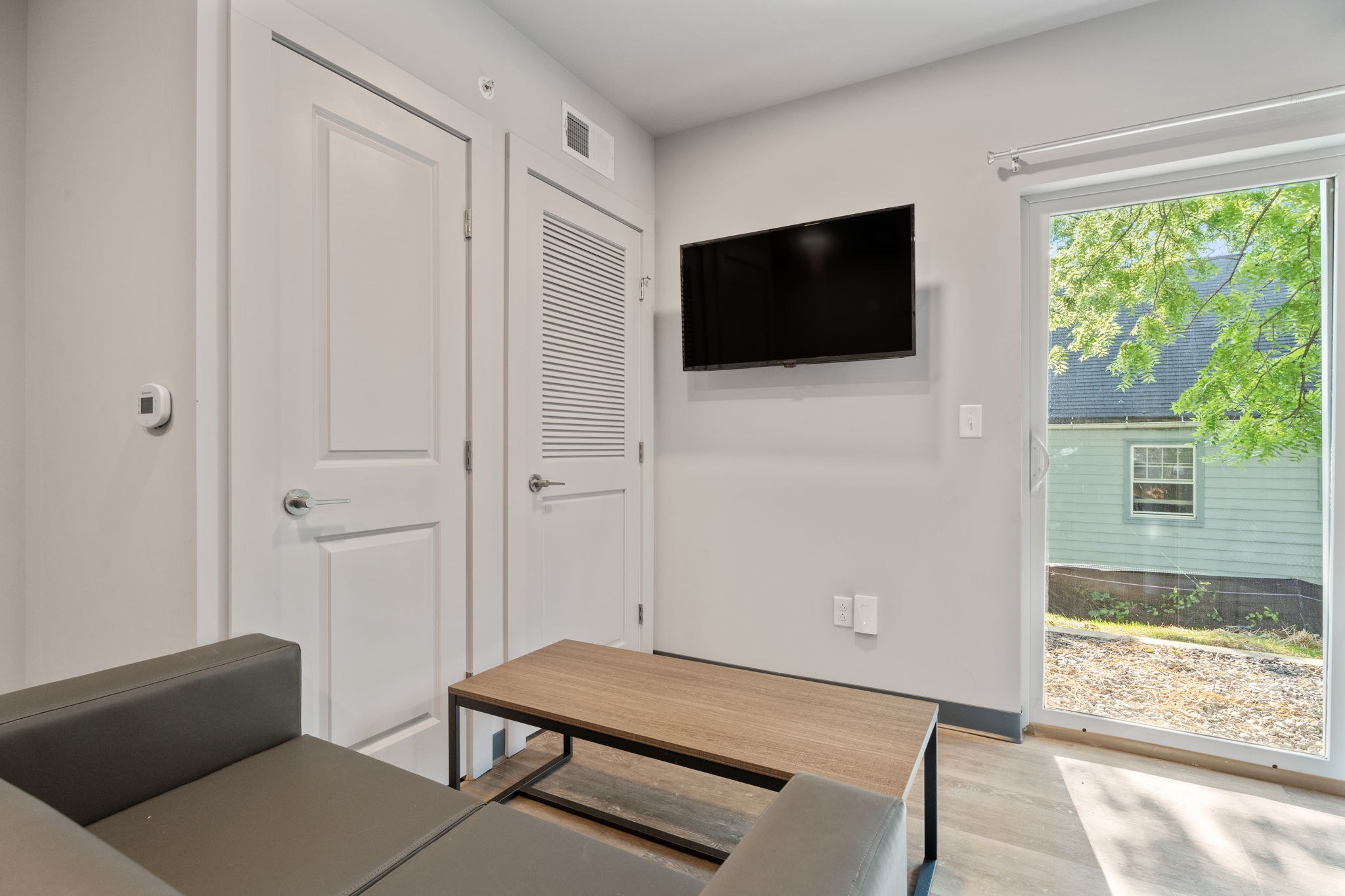 1 bedroom · Floors 1–4